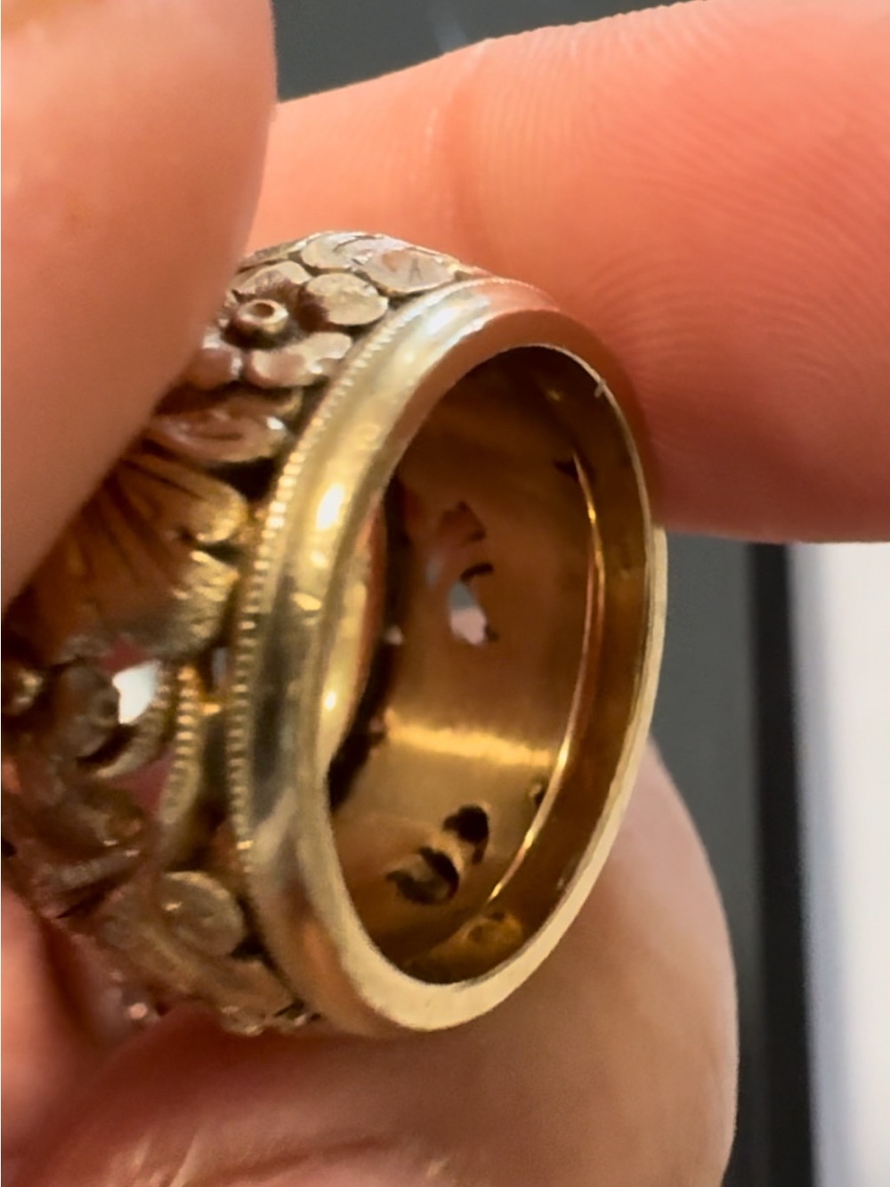 Vintage 14k solid gold ring size 6